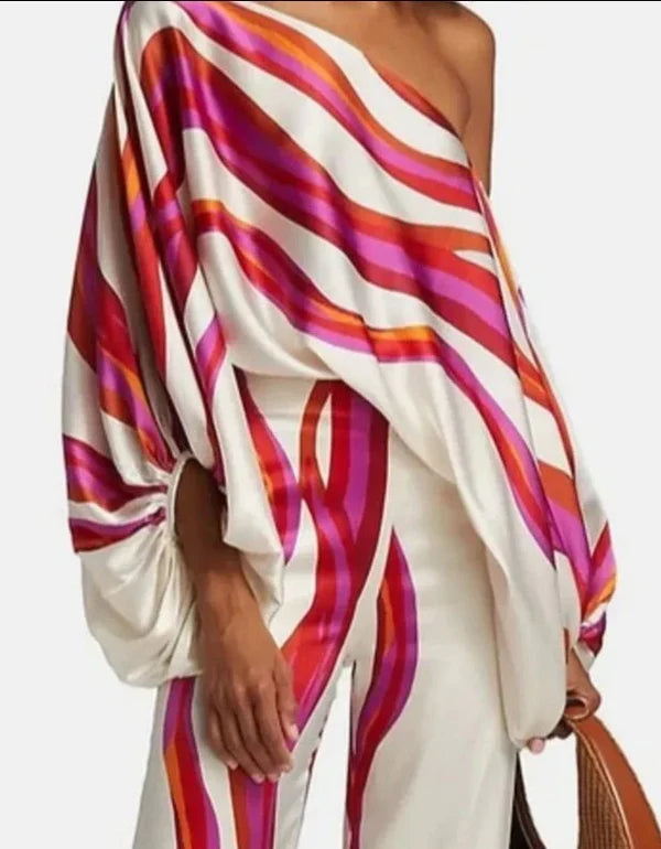 Elsbeth - Schulterfreies Satin-Set