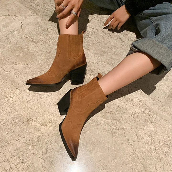 Gabriele - Velours-Stiefeletten