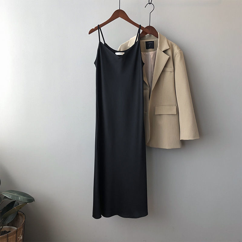 Heike - Satin-Midikleid