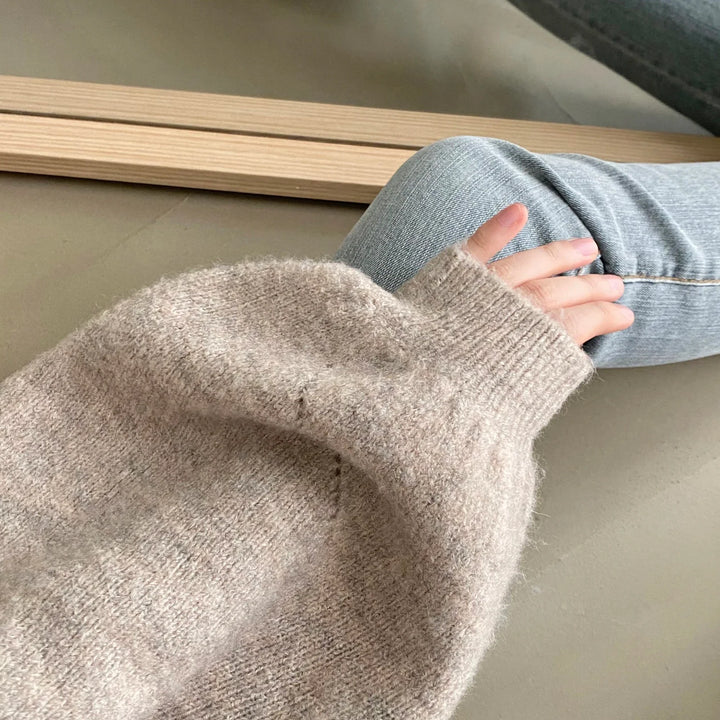 Cornelia - V-Ausschnitt-Pullover