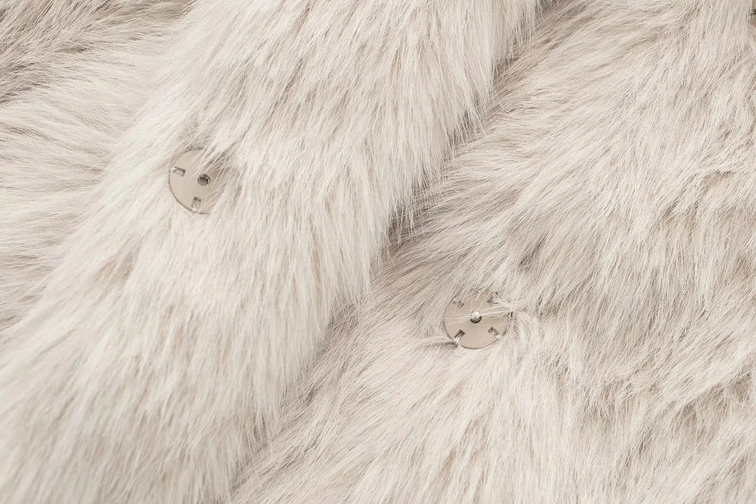 Lia - Oversized Kunstfellmantel