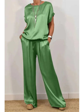 Svea - Satin-Set mit weiter Hose