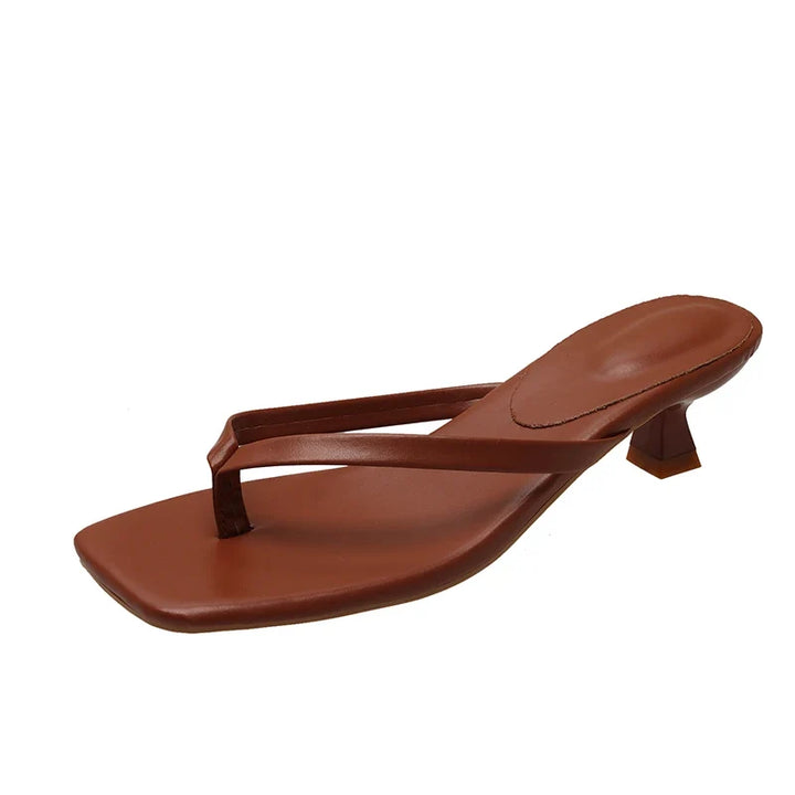 Thea - Sandaletten mit kleinem Absatz