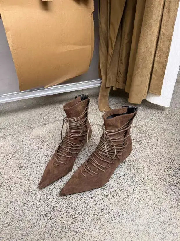 Beate - Velours-Stiefeletten