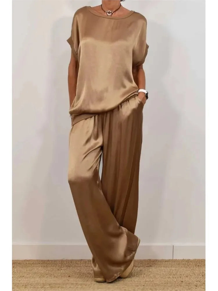 Svea - Satin-Set mit weiter Hose