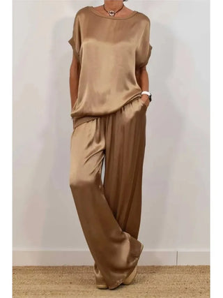 Svea - Satin-Set mit weiter Hose