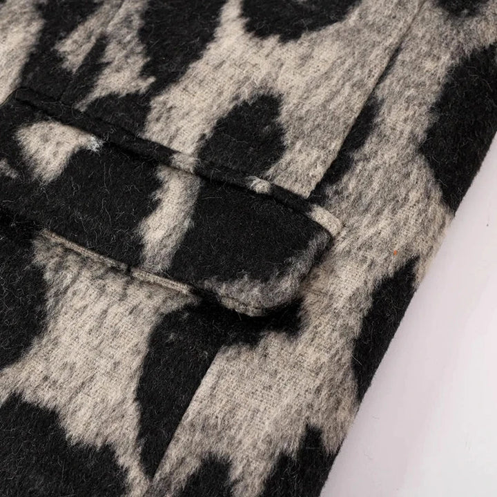 Clara - Mantel im Leoprint