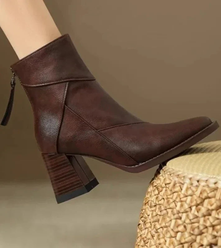 Emely - Spitze Stiefeletten