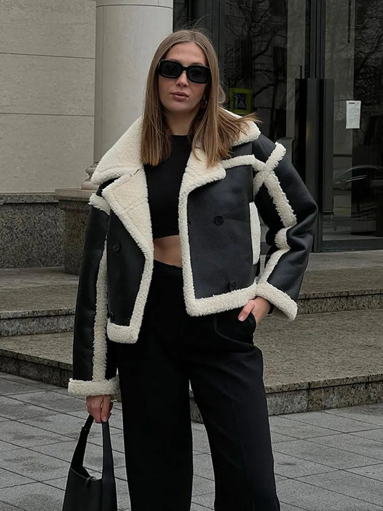 Amelie - Kurze Lammfelljacke
