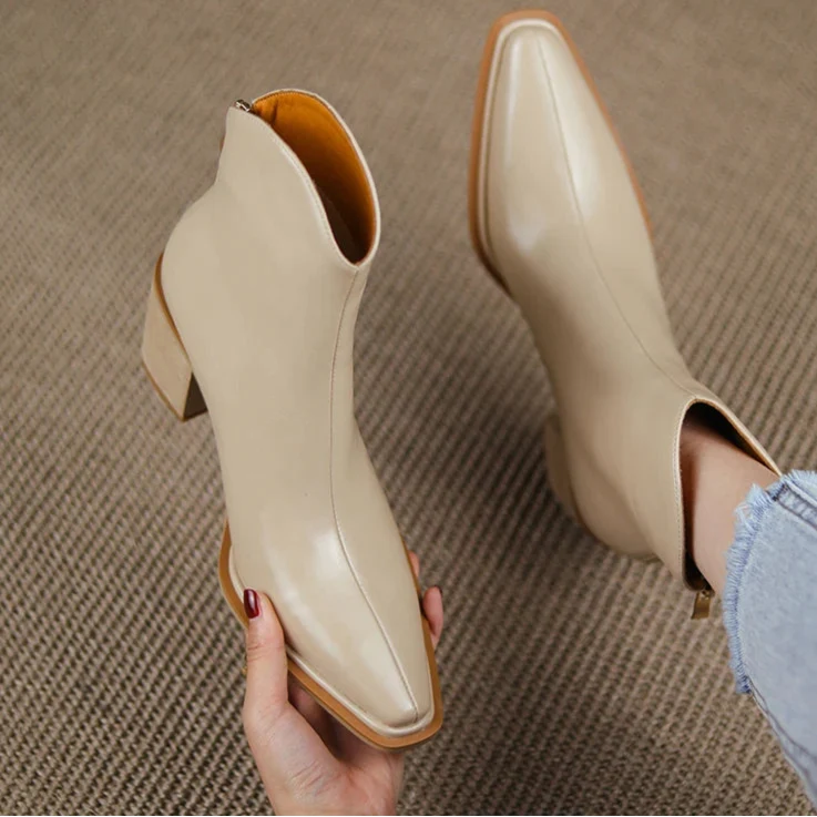 Dana - Spitze Lederstiefeletten