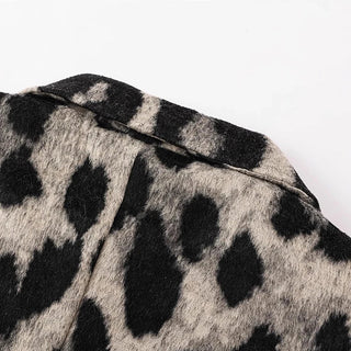 Clara - Mantel im Leoprint