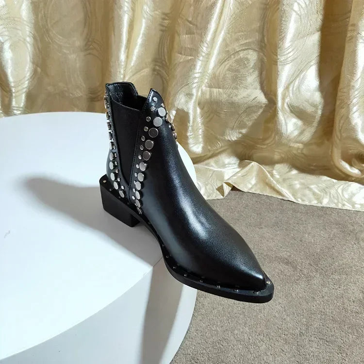 Liesel - Stiefeletten mit Nieten