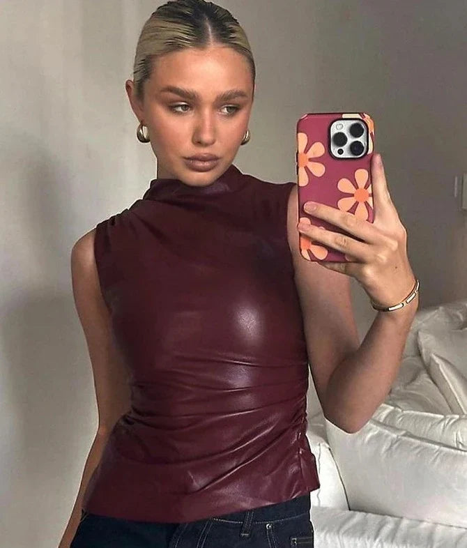 Inga - Figurbetontes Top