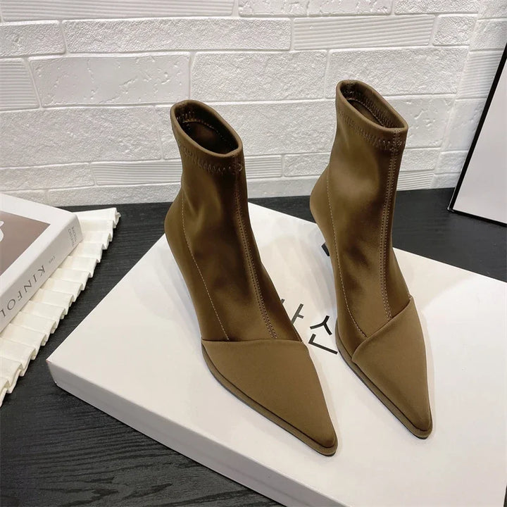Ylvi - Satin-Stiefeletten