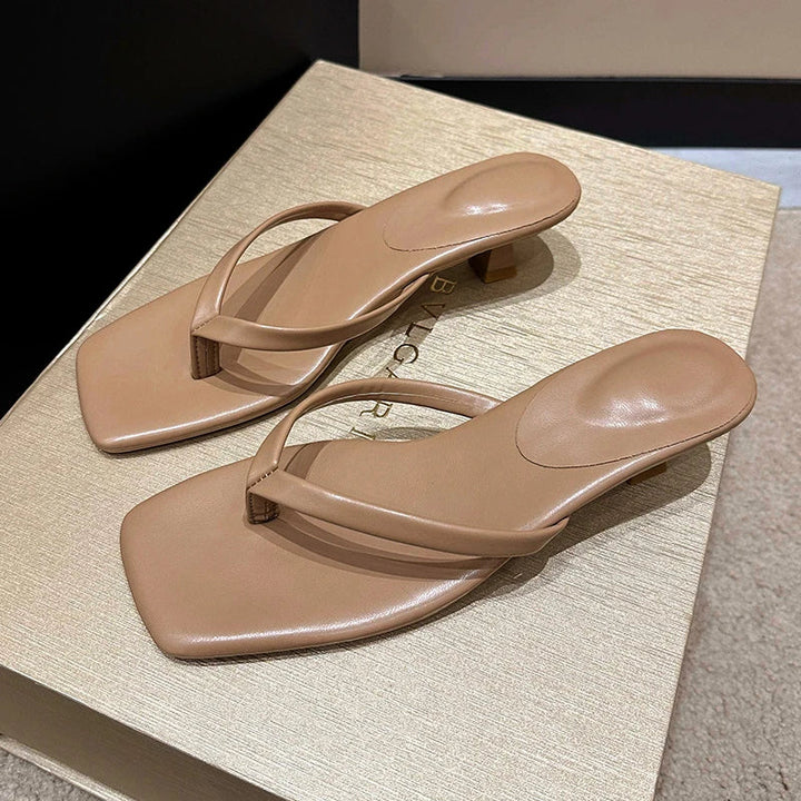 Thea - Sandaletten mit kleinem Absatz
