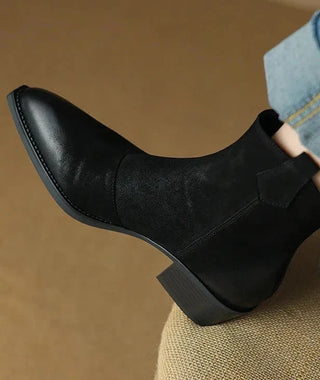 Brigitte - Velours-Stiefeletten