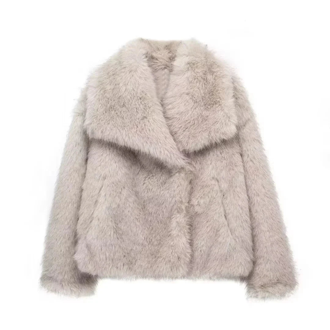 Lia - Oversized Kunstfellmantel