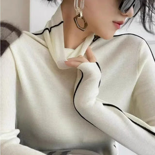 Wilhelmine - Figurbetonter Pullover