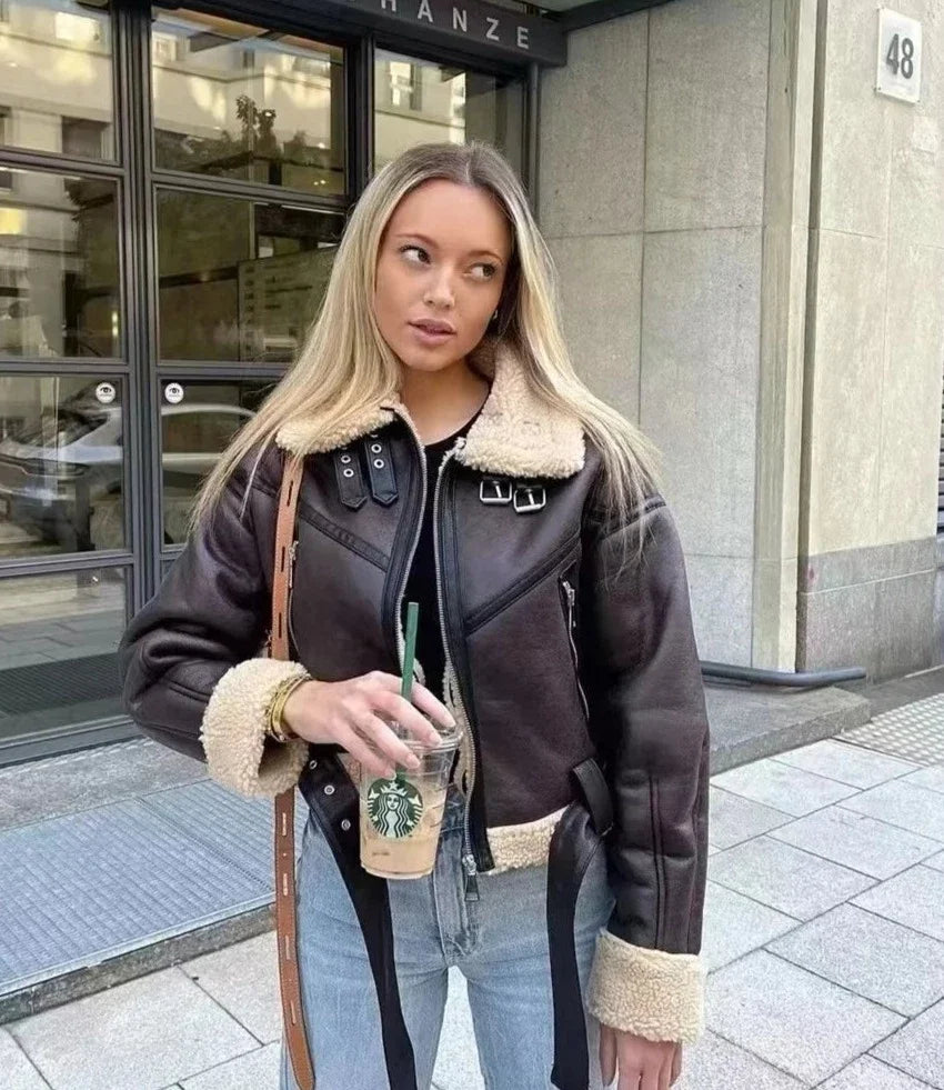 Charlotte - Lammfelljacke