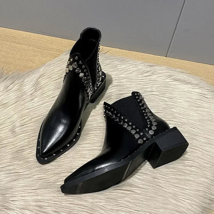Liesel - Stiefeletten mit Nieten