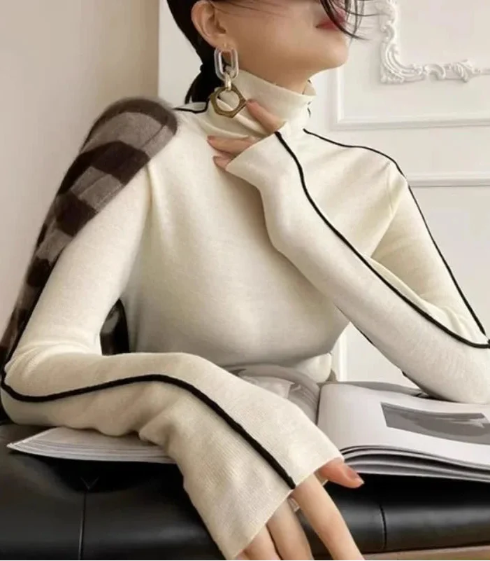 Wilhelmine - Figurbetonter Pullover
