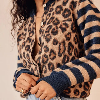 Saskia - Pullover mit Knöpfen