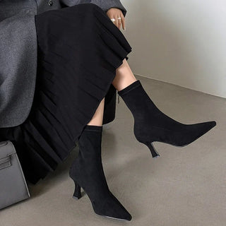 Nadja - Stiefel in Wildlederoptik