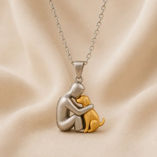 Emma - Halskette, Mann mit Hund, Silber / Gold