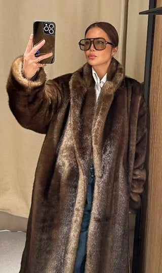 Eileen - Oversized Kunstfellmantel