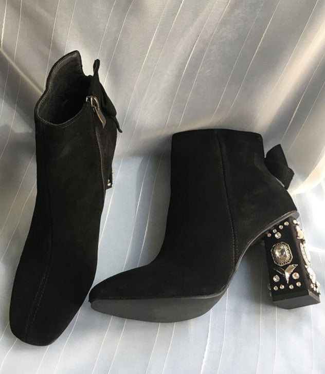 Dagmar - Velourspumps mit Schleife