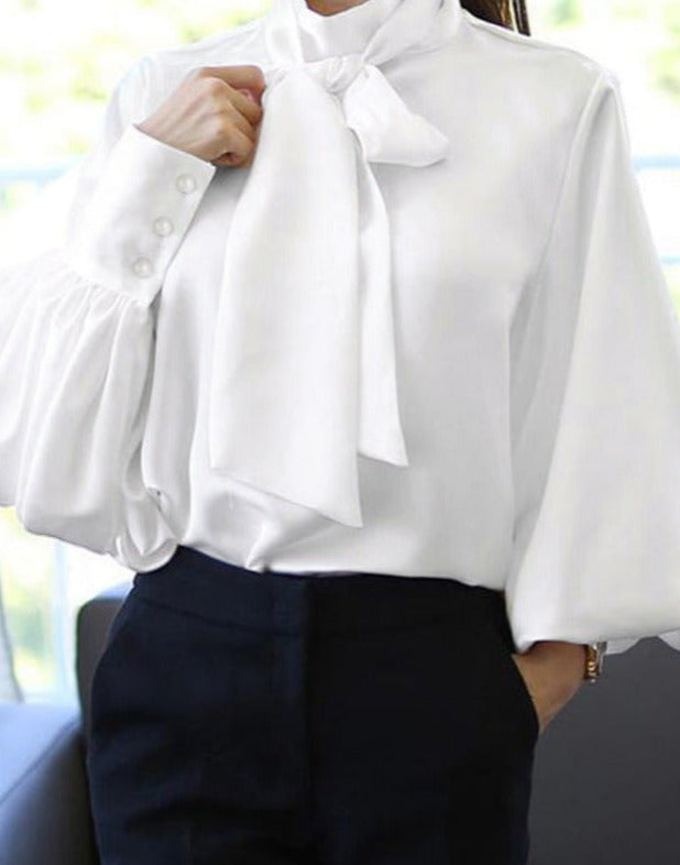 Claudia - Satinbluse