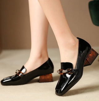 Zoe - Lederschuhe mit Kette
