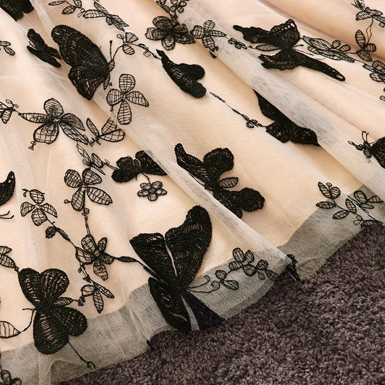 Annika - Schmetterlings-Kleid