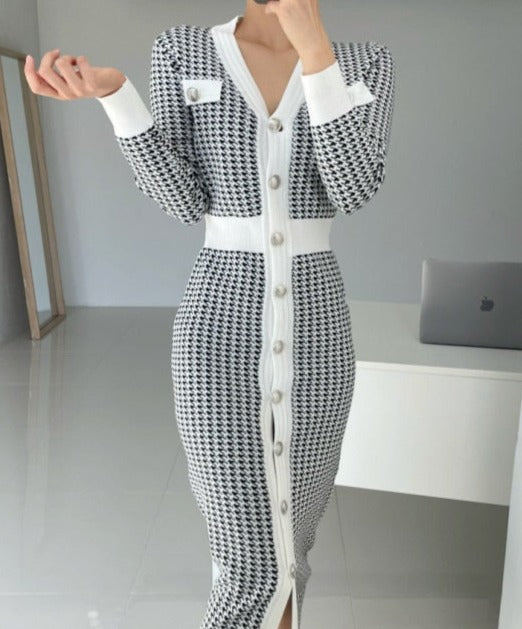 Laura - V-Ausschnitt-Kleid