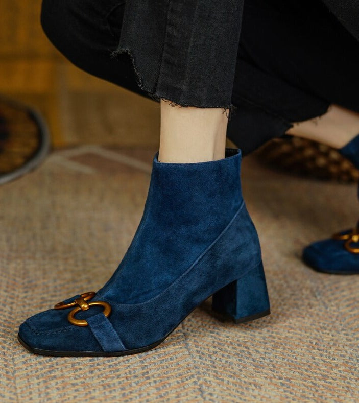 Selma - Velours-Stiefeletten mit Kette