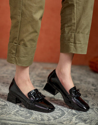 Susanne - Lederschuhe mit Kette