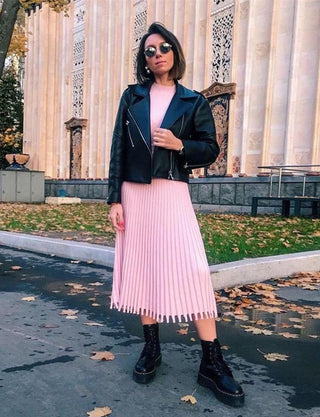 Kira - Strick-Plisseekleid