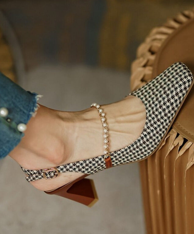 Greta - Vintage-Pumps mit Perlen