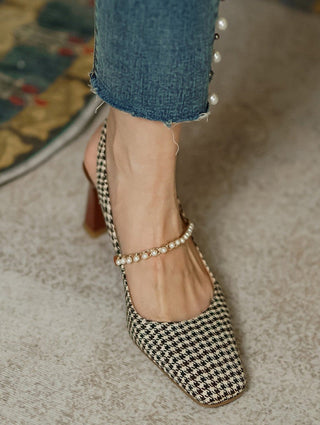 Greta - Vintage-Pumps mit Perlen