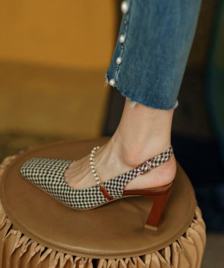 Greta - Vintage-Pumps mit Perlen