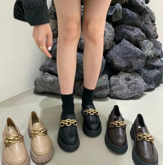 Liesel - Loafer mit Kette