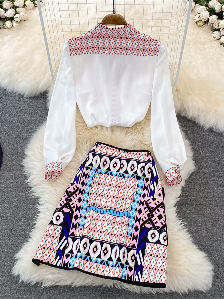 Hilde - Bluse mit Rock